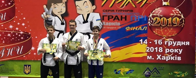 ��������� ������������ ��������� 12 ������  �� �������������