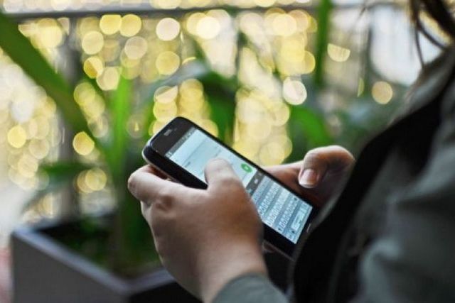 Мошенники в Украине разрабатывают новую схему: подделывают SMS-оповещения от банков