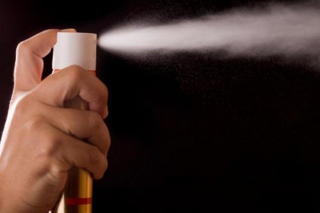 В Новомосковске неизвестный распылил газовый баллончик в лицо ребенка