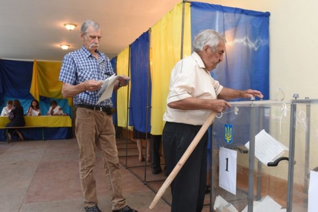 В Украине стартовали местные выборы в 86 объединенных территориальных громадах