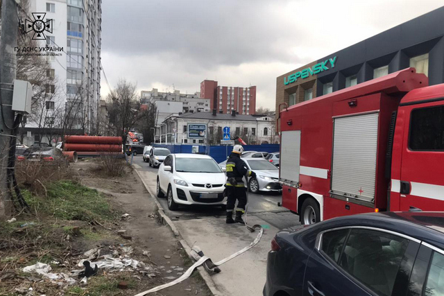 � ������ ��������� ������������� ����� � ������ ������