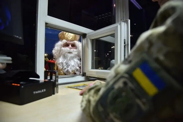 Святий Миколай уже прибув в Україну - прикордонники