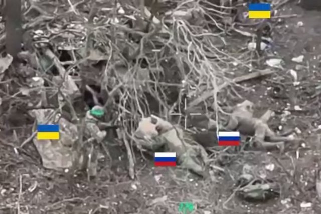 Два бойца ВСУ взяли в плен шесть военных рф на Днепропетровщине