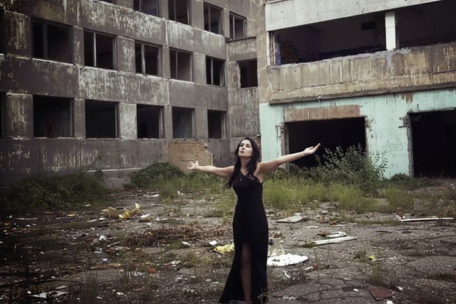 Дніпровська співачка презентувала дебютний альбом