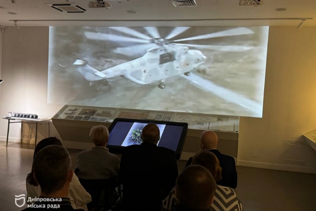 До Дня вшанування учасників ліквідації наслідків аварії на ЧАЕС у Дніпрі вручили міські відзнаки