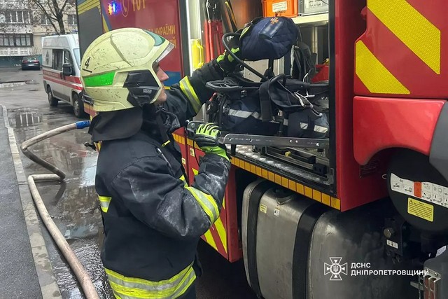 В Днепре ликвидировано возгорание в одной из квартир в многоэтажке на улице Гидропарковой
