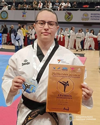 Полицейская из Кривого Рога завоевала золото на Всеукраинском турнире по тхэквондо