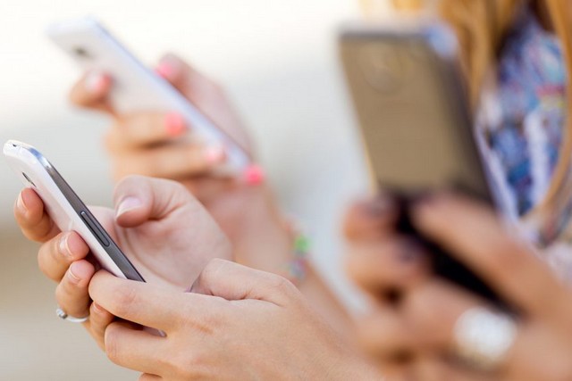 Миллионы украинцев подали заявки на «зимнюю тысячу»: когда конечный срок