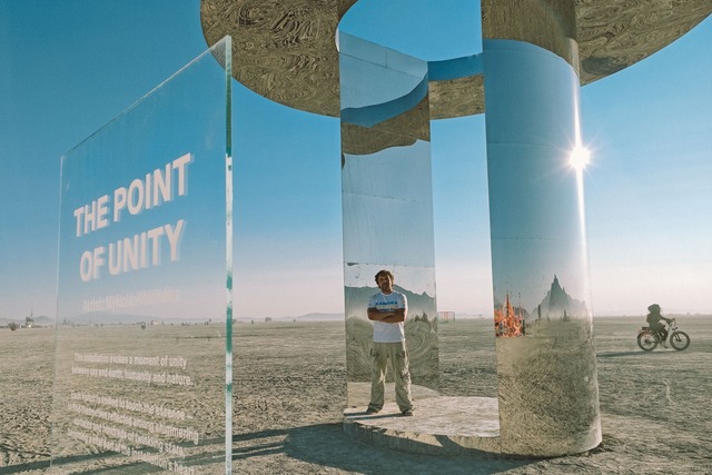 Дніпровські майстри світла потрапили в історію