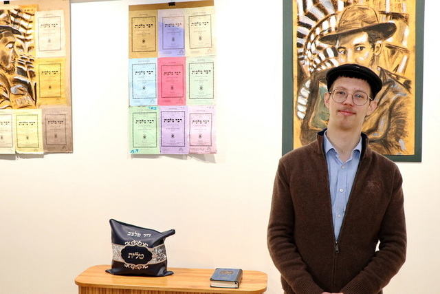 В «Меноре» предлагают посмотреть на портреты в синагогах