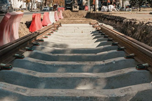 � ������   �������� ��� ����� 200 ��������� �� ������ ���������� �����