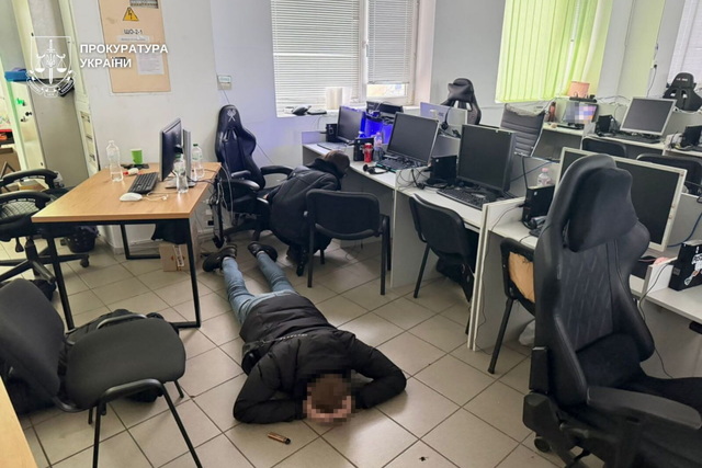 � ������ ���������� ������������ �������������� ����-������ �� 100 ������� ���� 