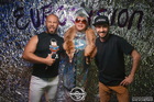 17-18 ��� � Morrison Bar